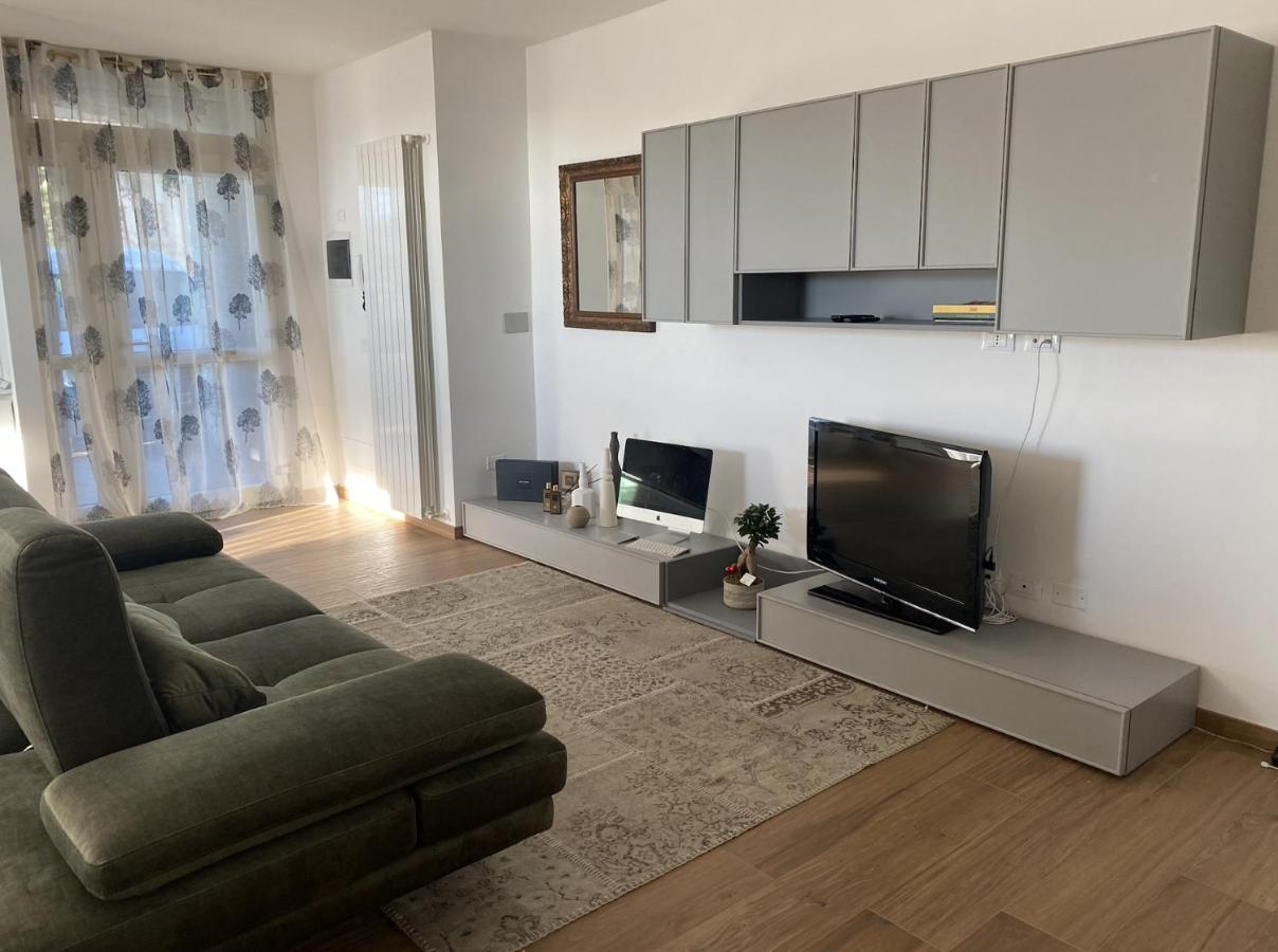 Nuovo Bilocale Apartman San Rocco  Kültér fotó